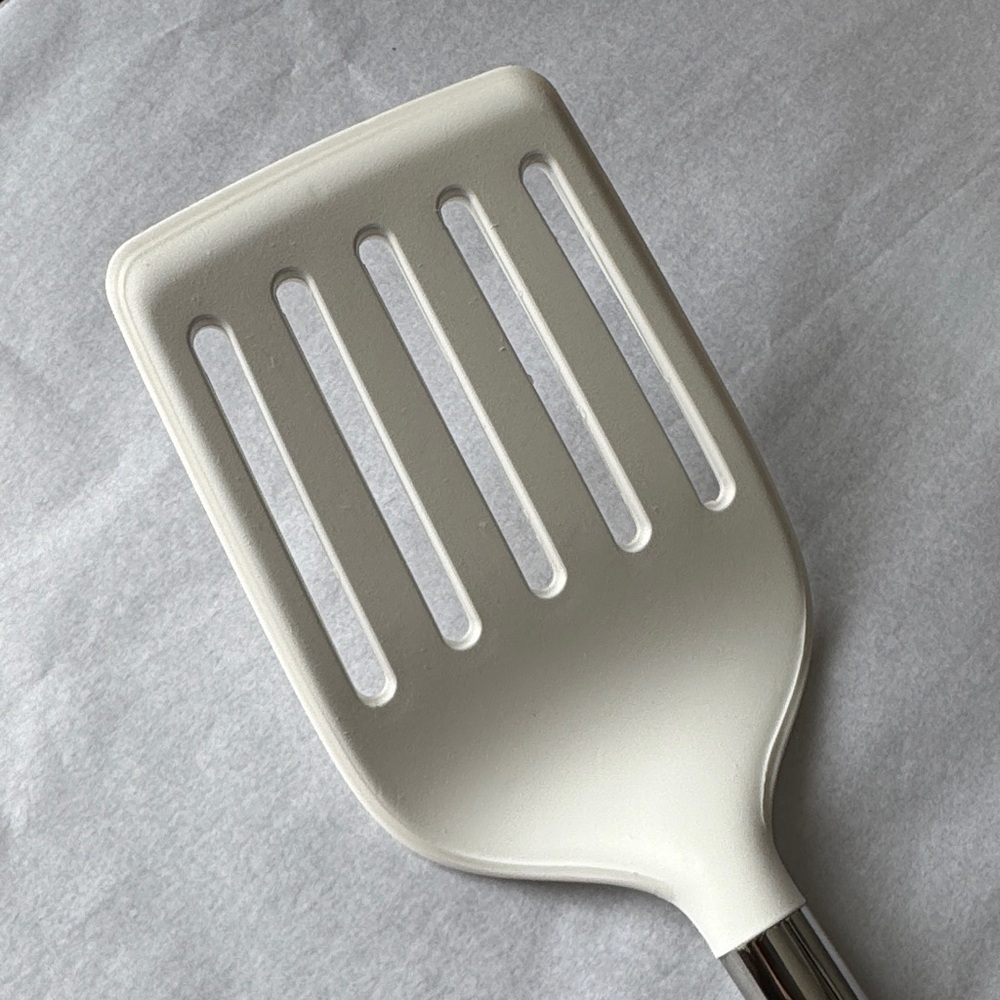 William Sonoma  Slotted Spatula with Stainless Handle